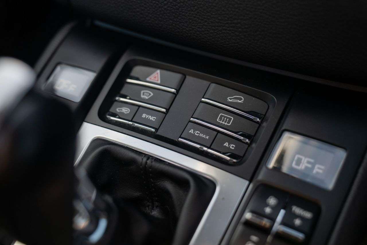2017 PORSCHE MACAN 2017 PORSCHE MACAN