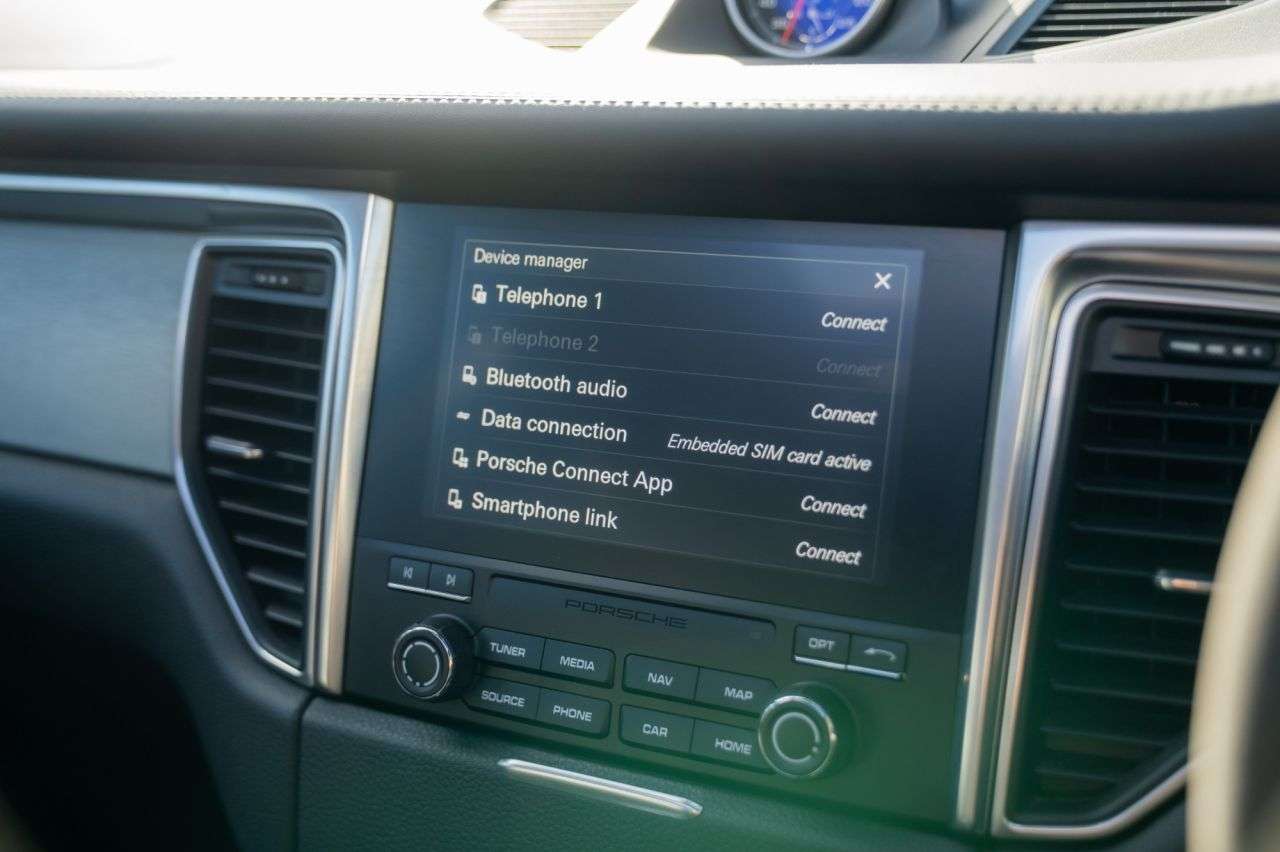 2017 PORSCHE MACAN 2017 PORSCHE MACAN
