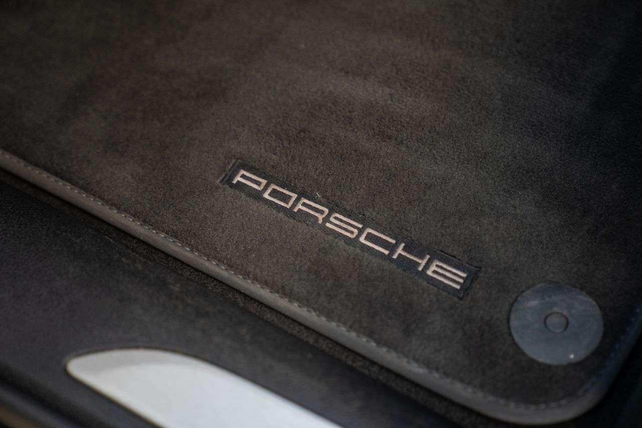 2017 PORSCHE MACAN 2017 PORSCHE MACAN