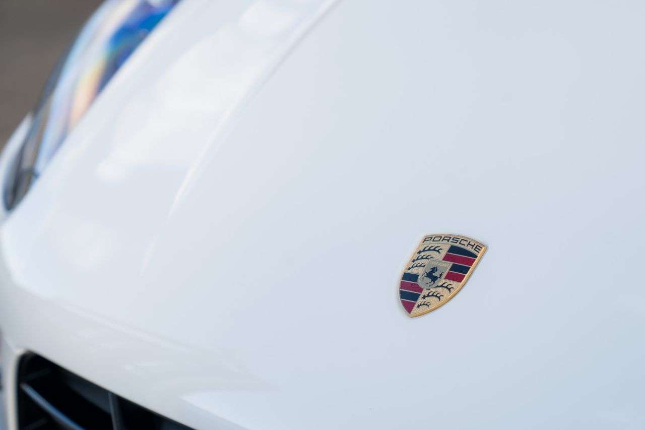 2017 PORSCHE MACAN 2017 PORSCHE MACAN