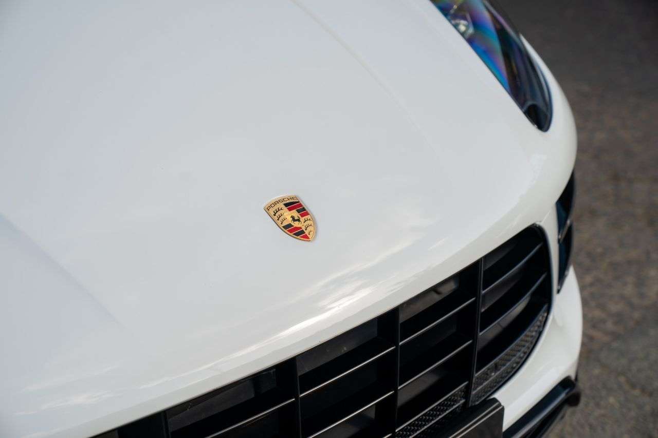 2017 PORSCHE MACAN 2017 PORSCHE MACAN