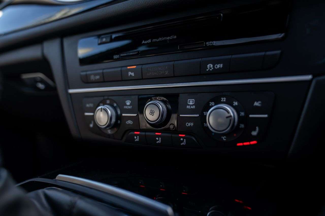 2013 AUDI A6 SALOON 2013 AUDI A6 SALOON