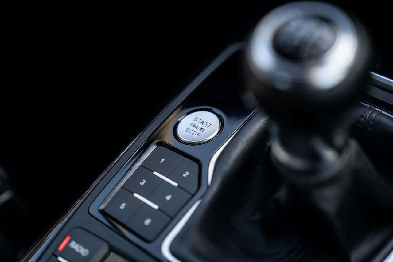 2013 AUDI A6 SALOON 2013 AUDI A6 SALOON