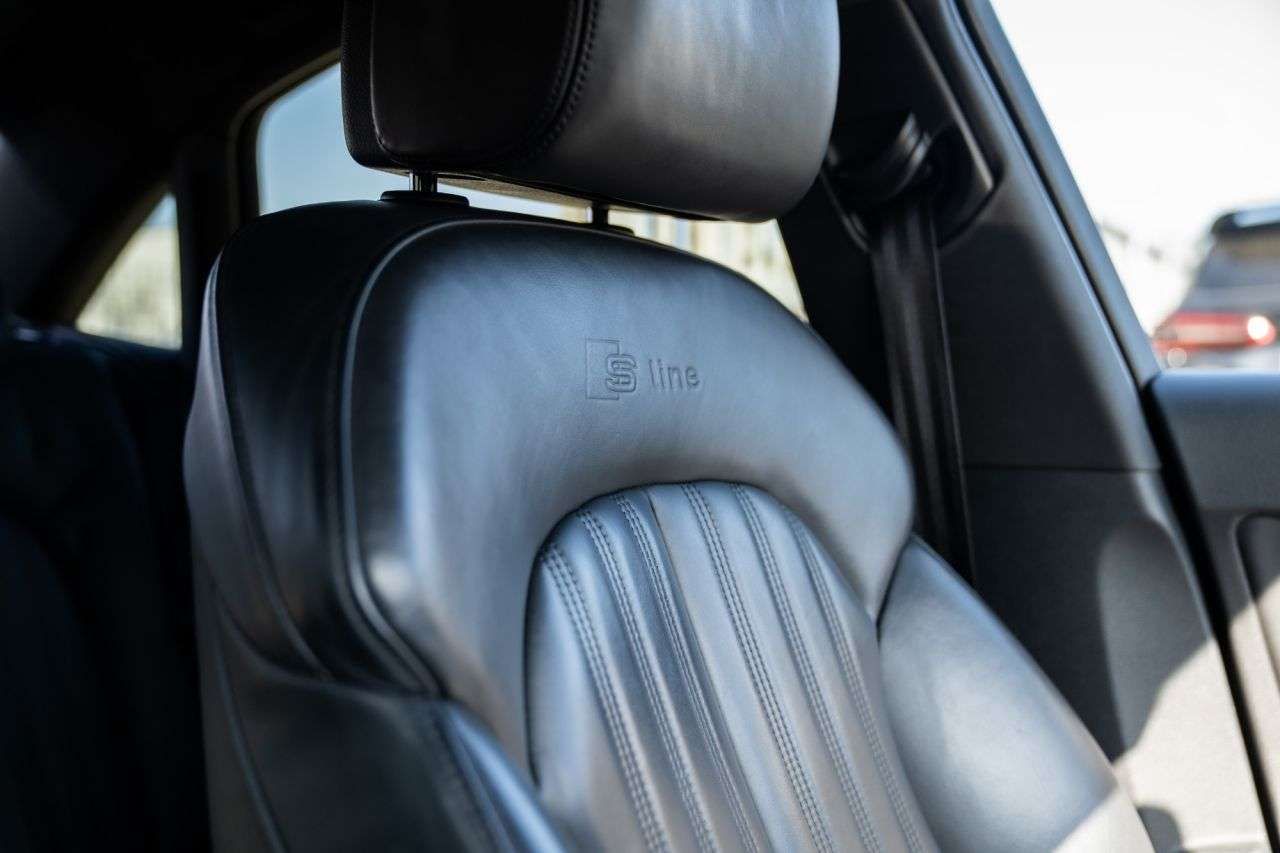 2013 AUDI A6 SALOON 2013 AUDI A6 SALOON