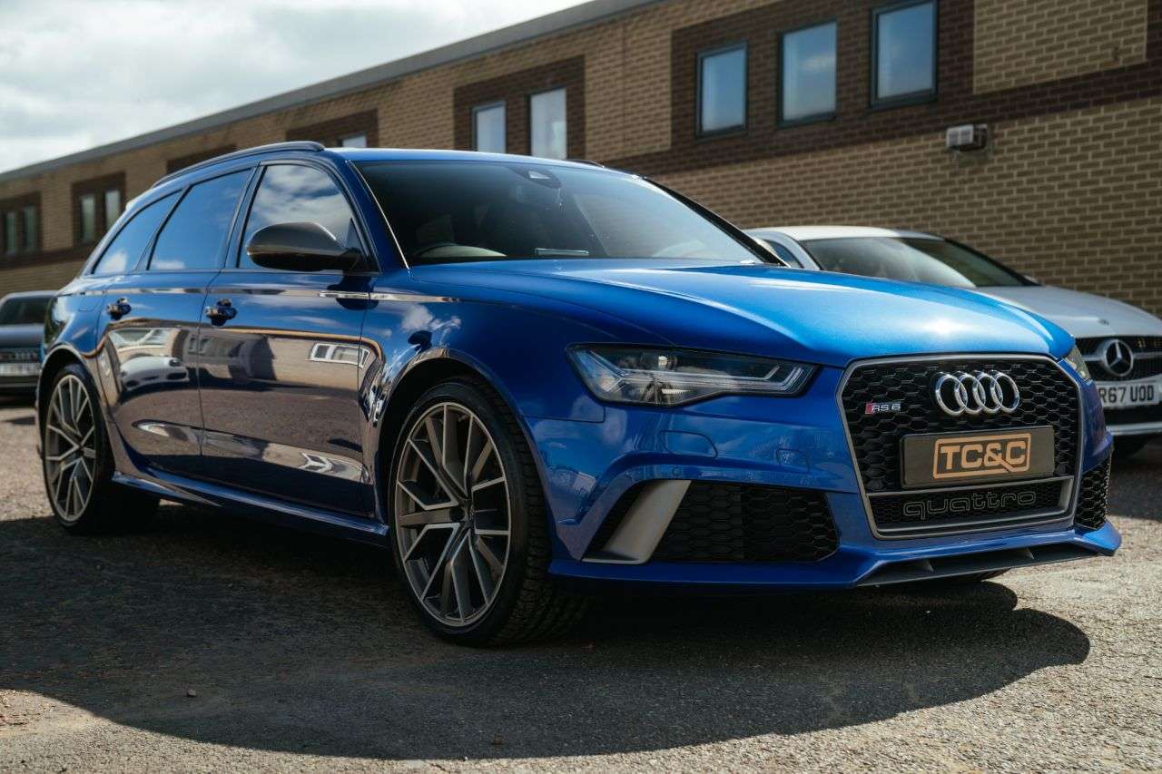 2016 AUDI RS6 AVANT 2016 AUDI RS6 AVANT