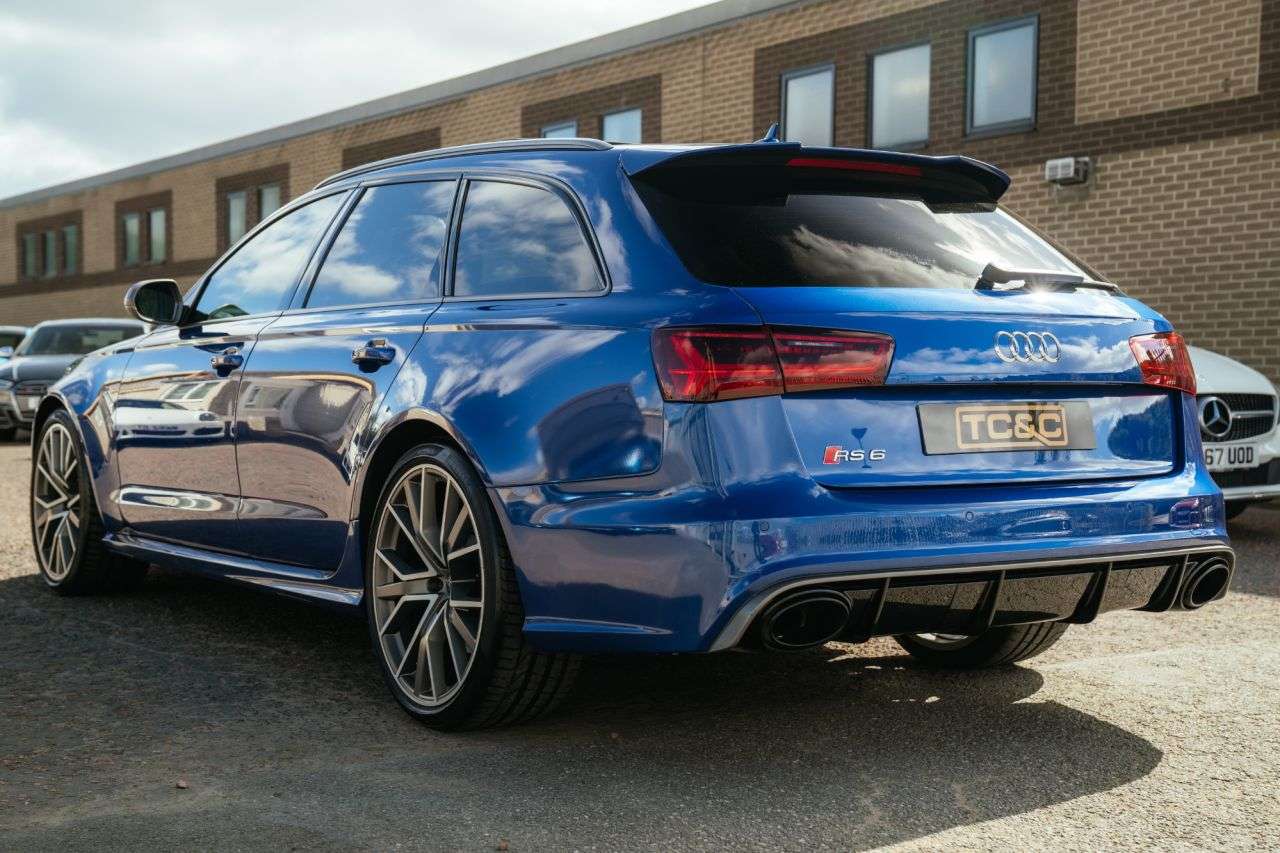 2016 AUDI RS6 AVANT 2016 AUDI RS6 AVANT