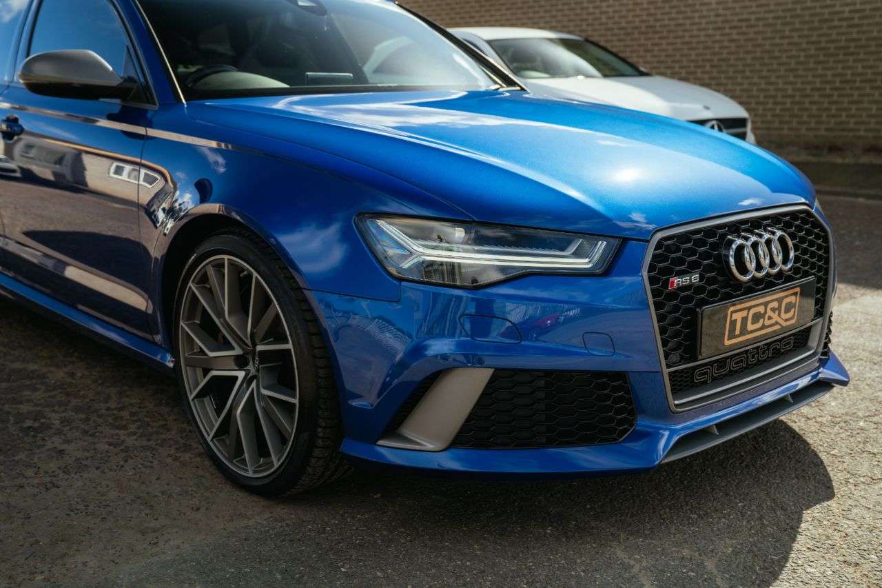 2016 AUDI RS6 AVANT 2016 AUDI RS6 AVANT