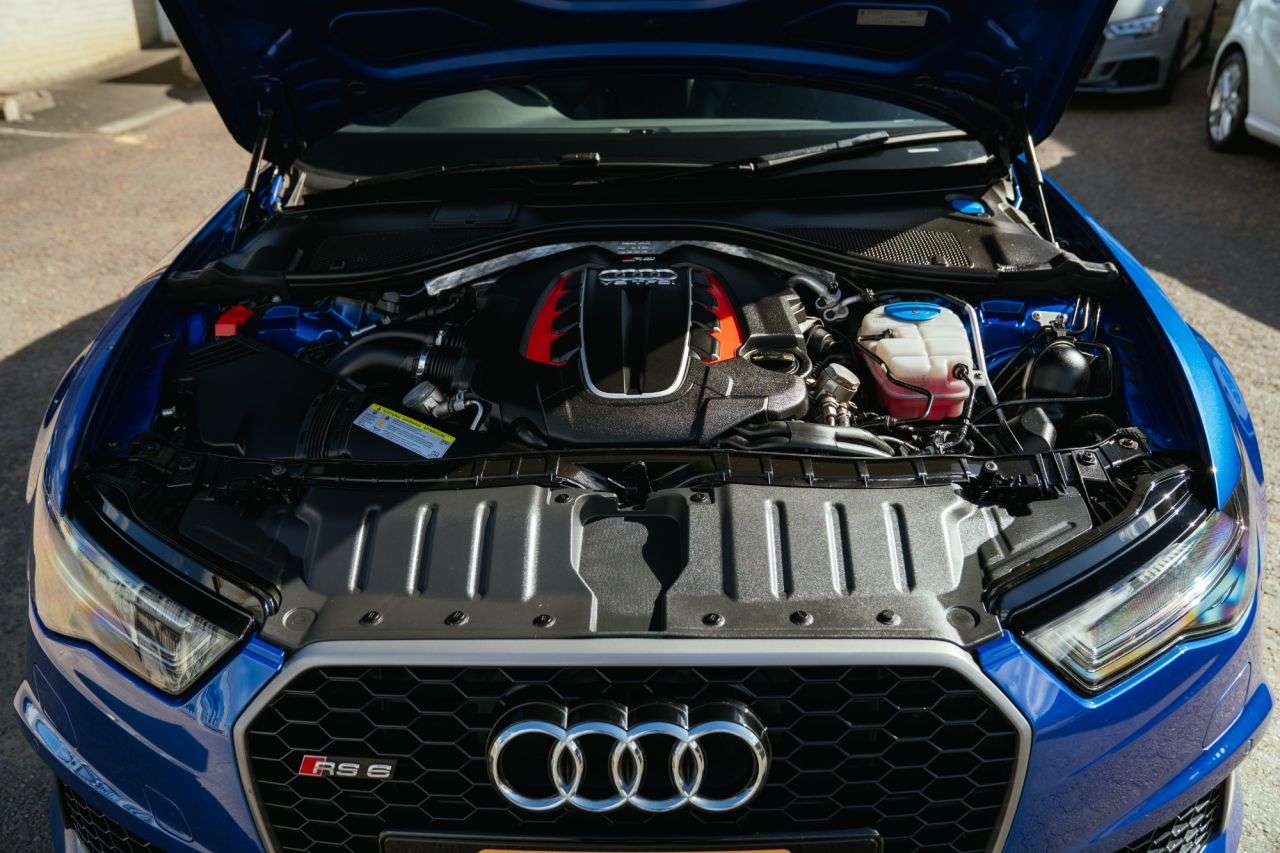 2016 AUDI RS6 AVANT 2016 AUDI RS6 AVANT
