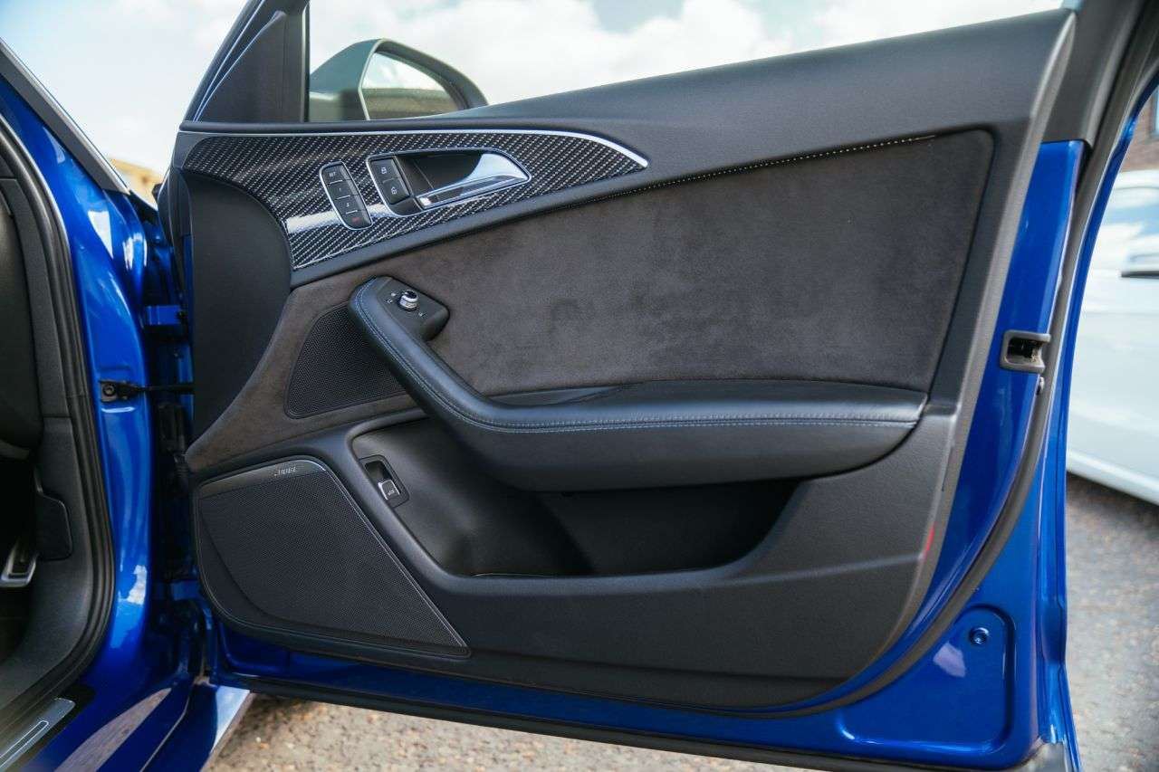 2016 AUDI RS6 AVANT 2016 AUDI RS6 AVANT