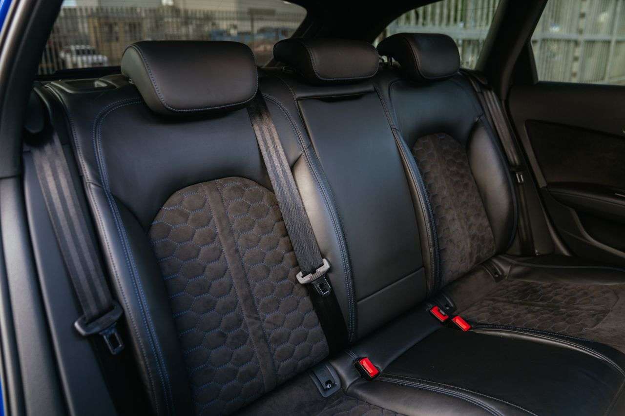 2016 AUDI RS6 AVANT 2016 AUDI RS6 AVANT