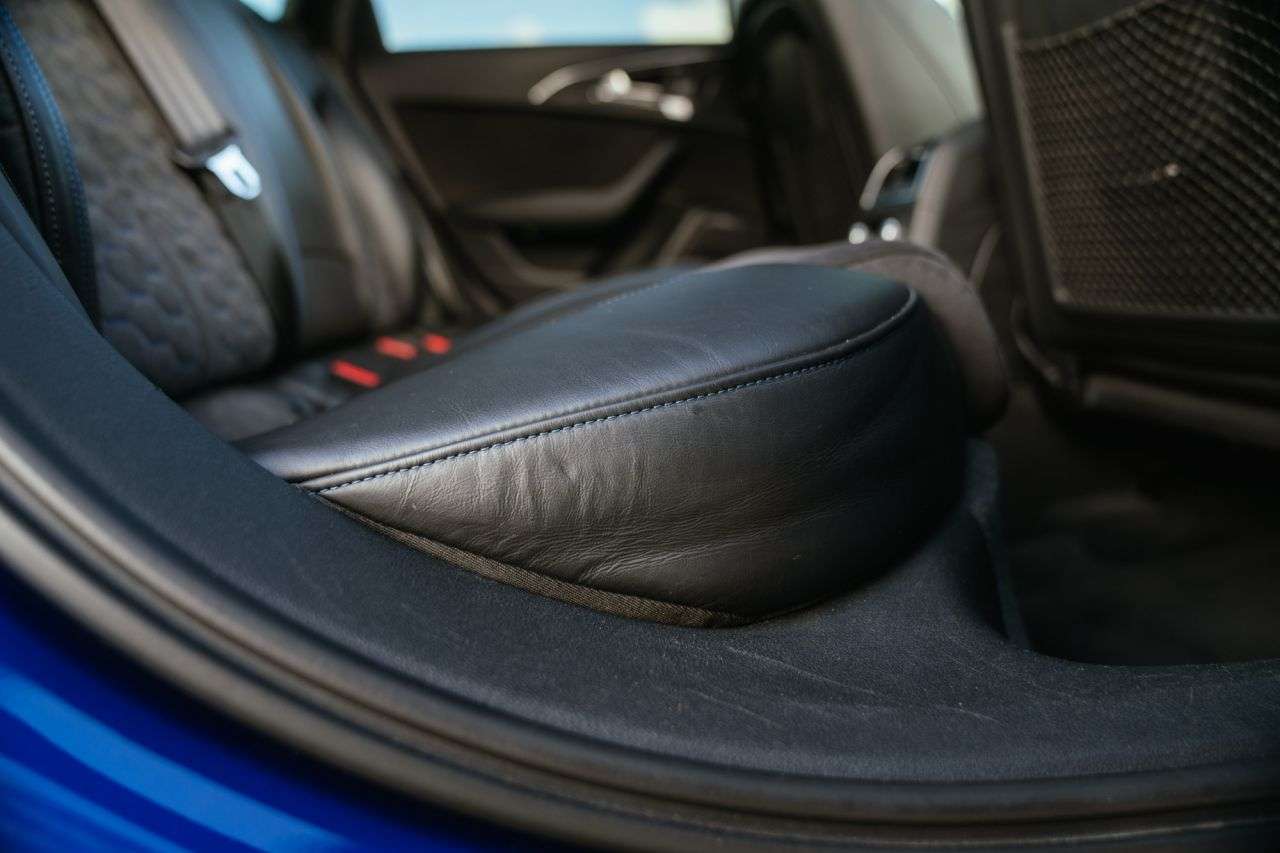 2016 AUDI RS6 AVANT 2016 AUDI RS6 AVANT