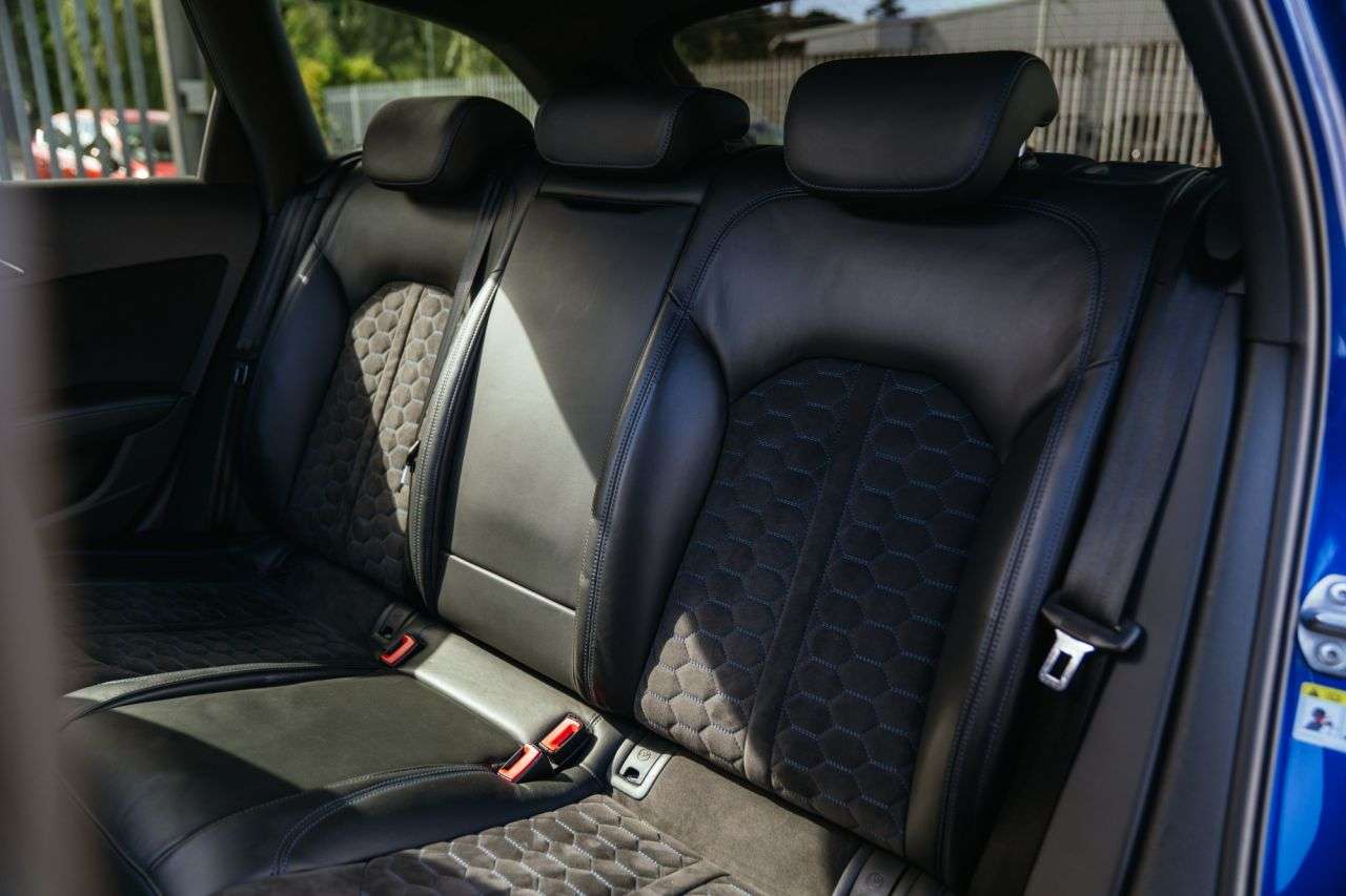 2016 AUDI RS6 AVANT 2016 AUDI RS6 AVANT
