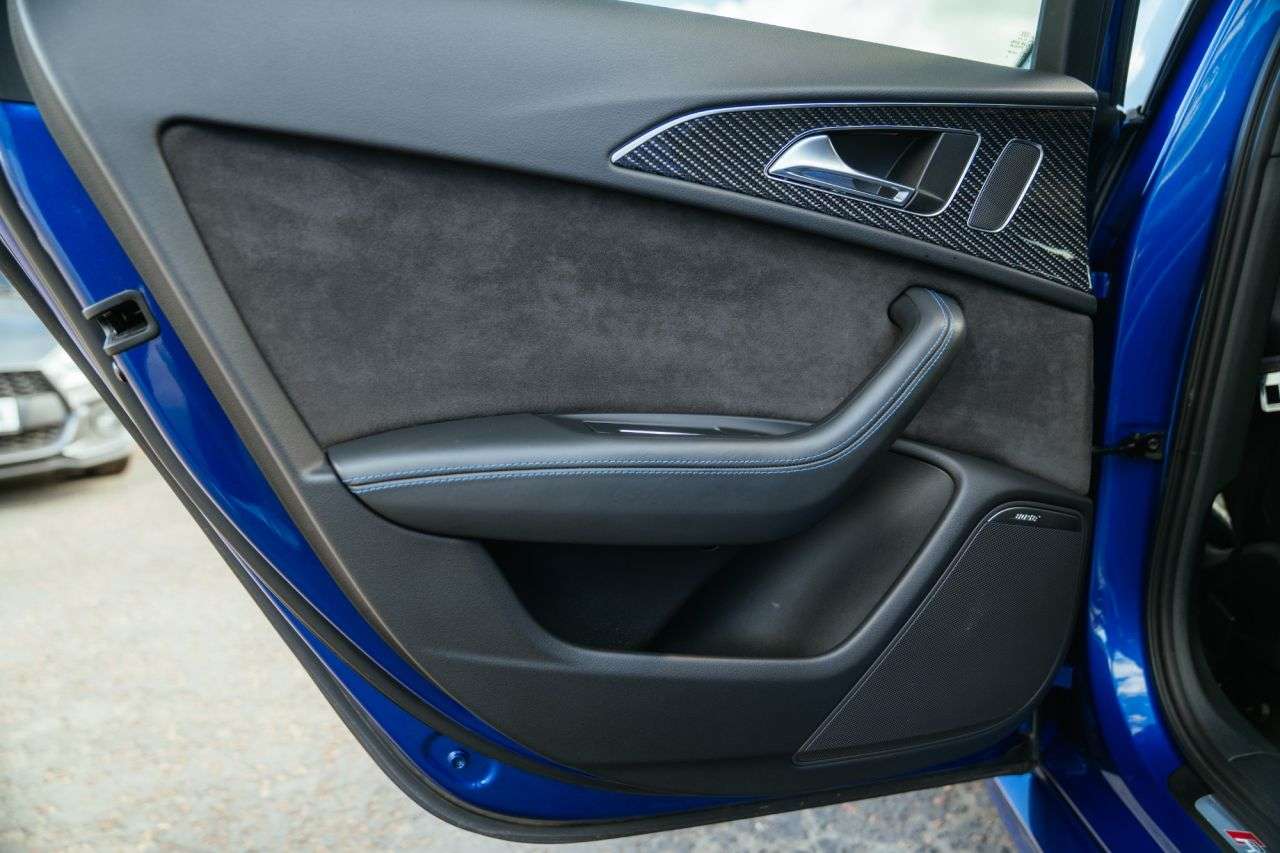 2016 AUDI RS6 AVANT 2016 AUDI RS6 AVANT