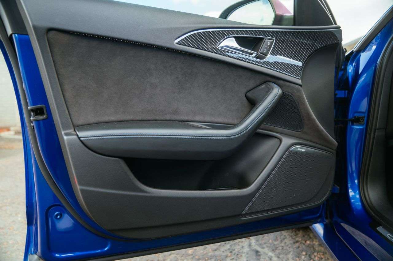 2016 AUDI RS6 AVANT 2016 AUDI RS6 AVANT