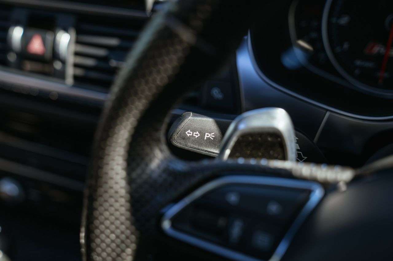 2016 AUDI RS6 AVANT 2016 AUDI RS6 AVANT