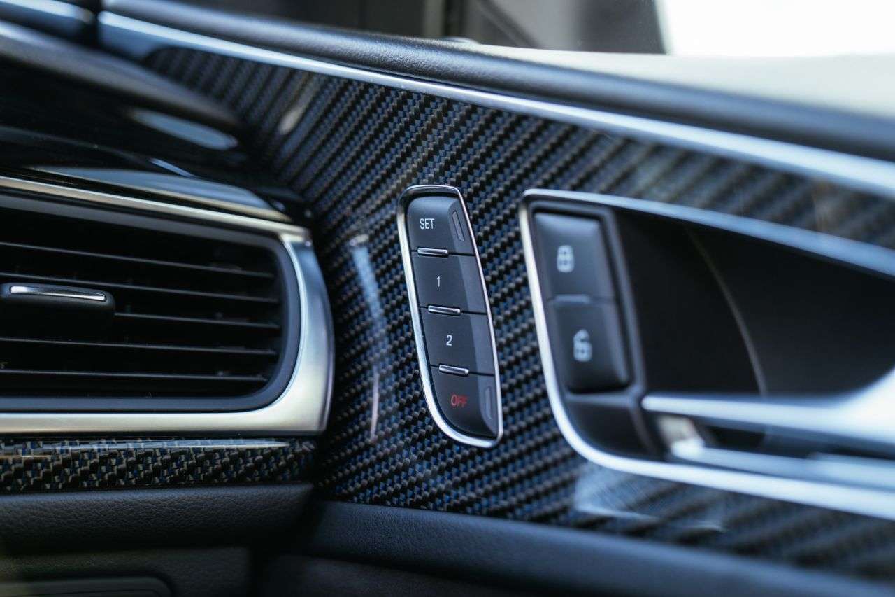 2016 AUDI RS6 AVANT 2016 AUDI RS6 AVANT