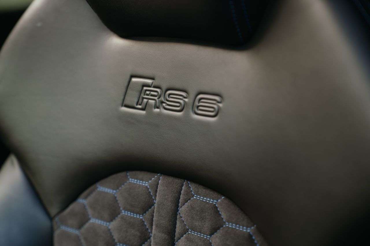 2016 AUDI RS6 AVANT 2016 AUDI RS6 AVANT