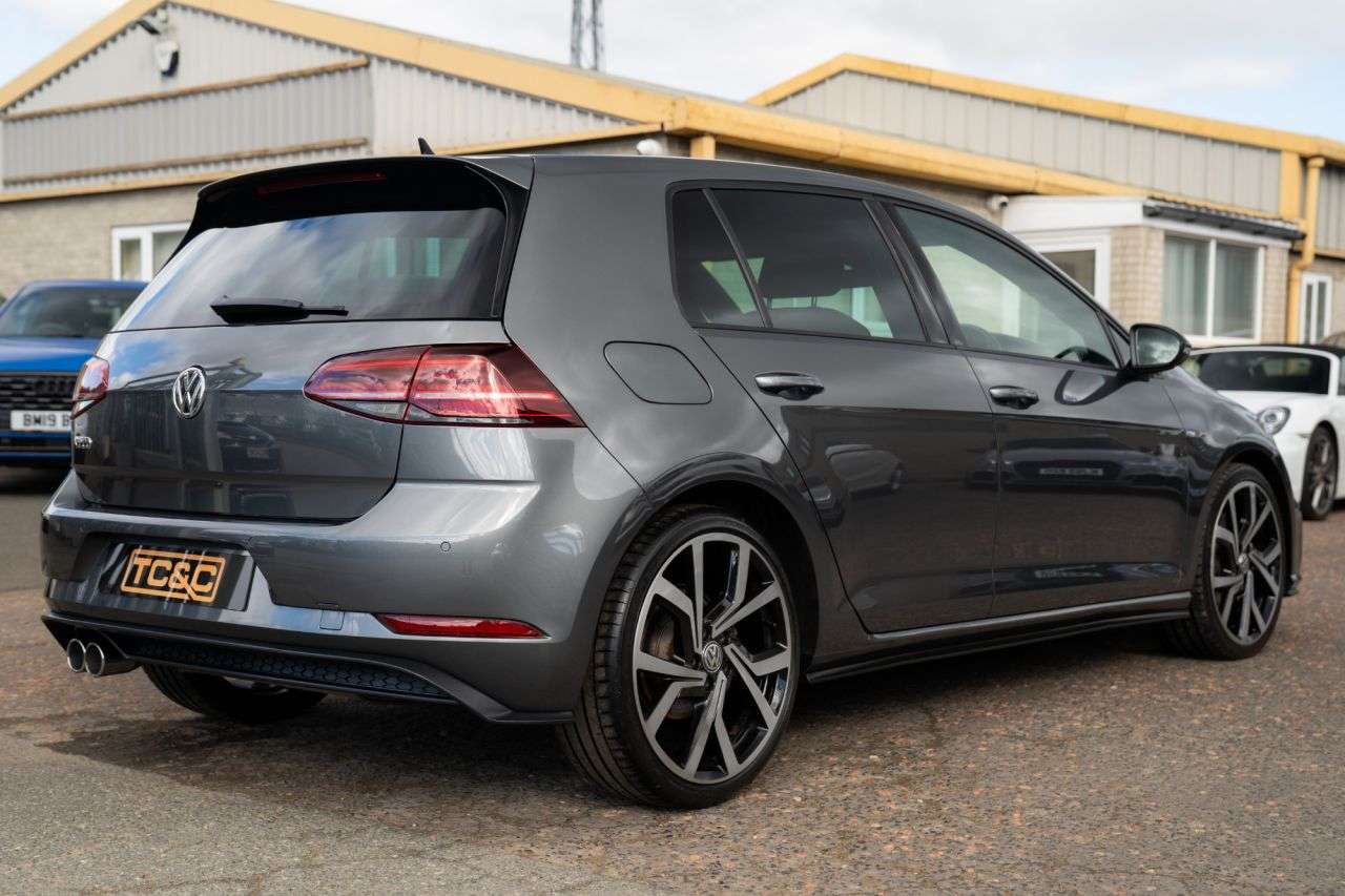 2019 VOLKSWAGEN GOLF 2019 VOLKSWAGEN GOLF