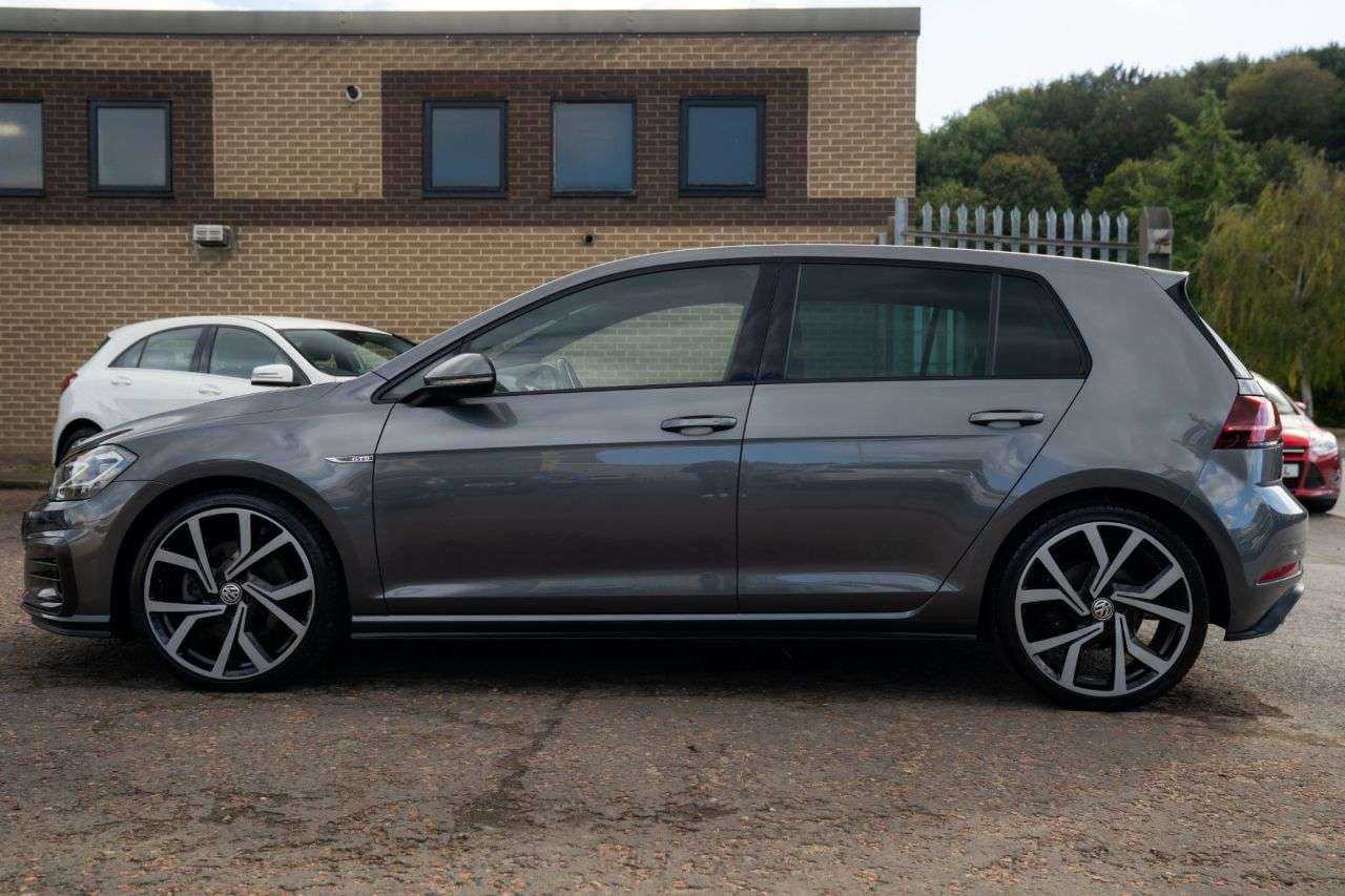 2019 VOLKSWAGEN GOLF 2019 VOLKSWAGEN GOLF