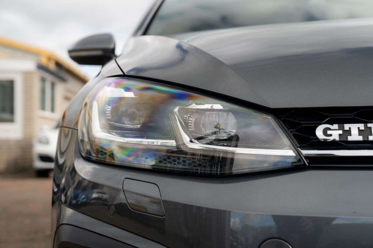 2019 VOLKSWAGEN GOLF 2019 VOLKSWAGEN GOLF