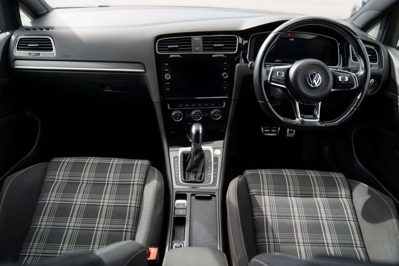 2019 VOLKSWAGEN GOLF 2019 VOLKSWAGEN GOLF