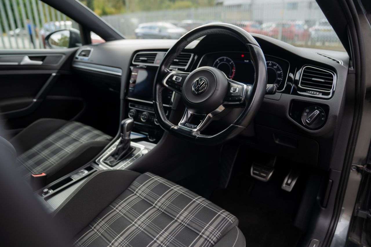 2019 VOLKSWAGEN GOLF 2019 VOLKSWAGEN GOLF