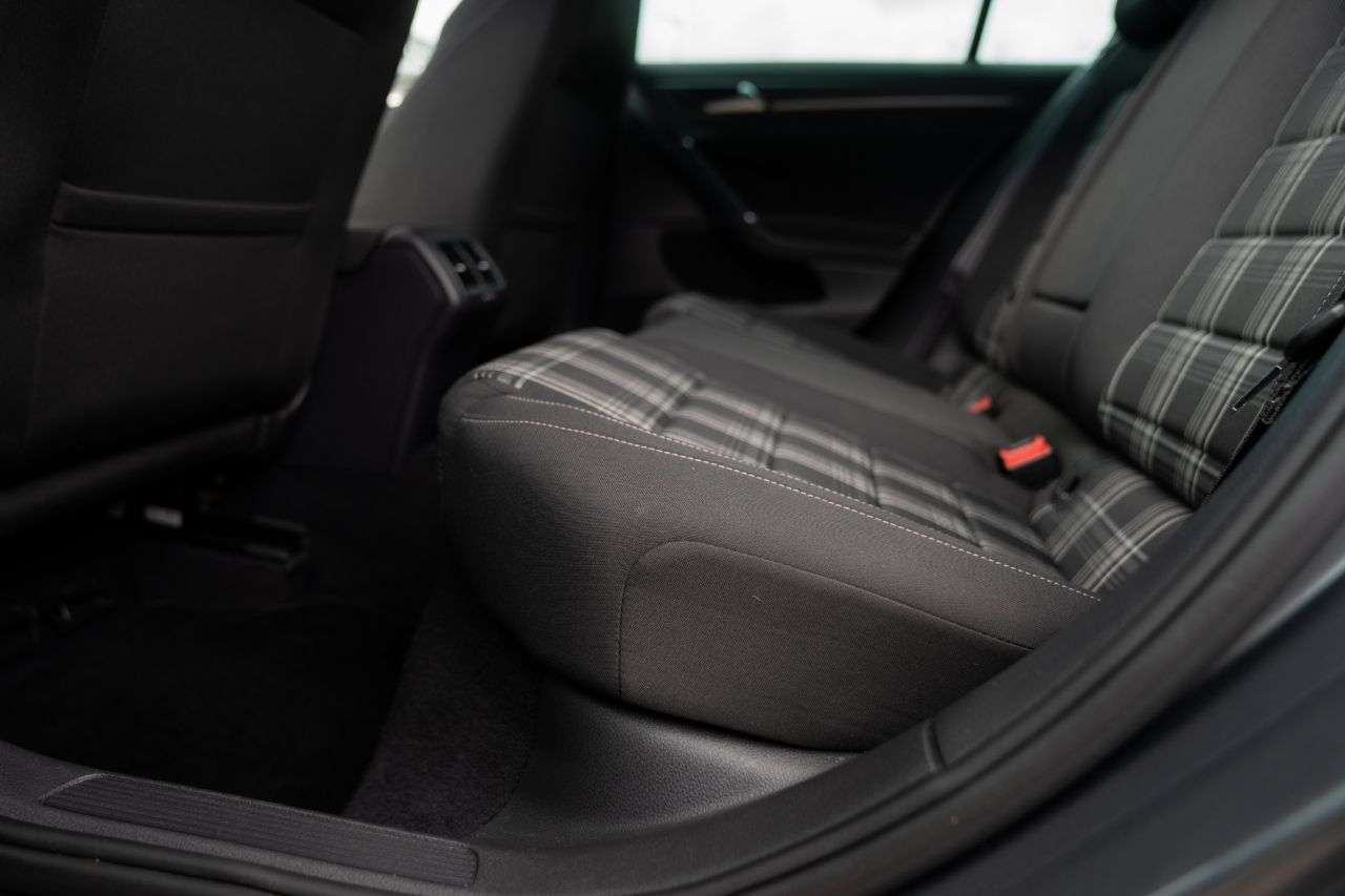 2019 VOLKSWAGEN GOLF 2019 VOLKSWAGEN GOLF
