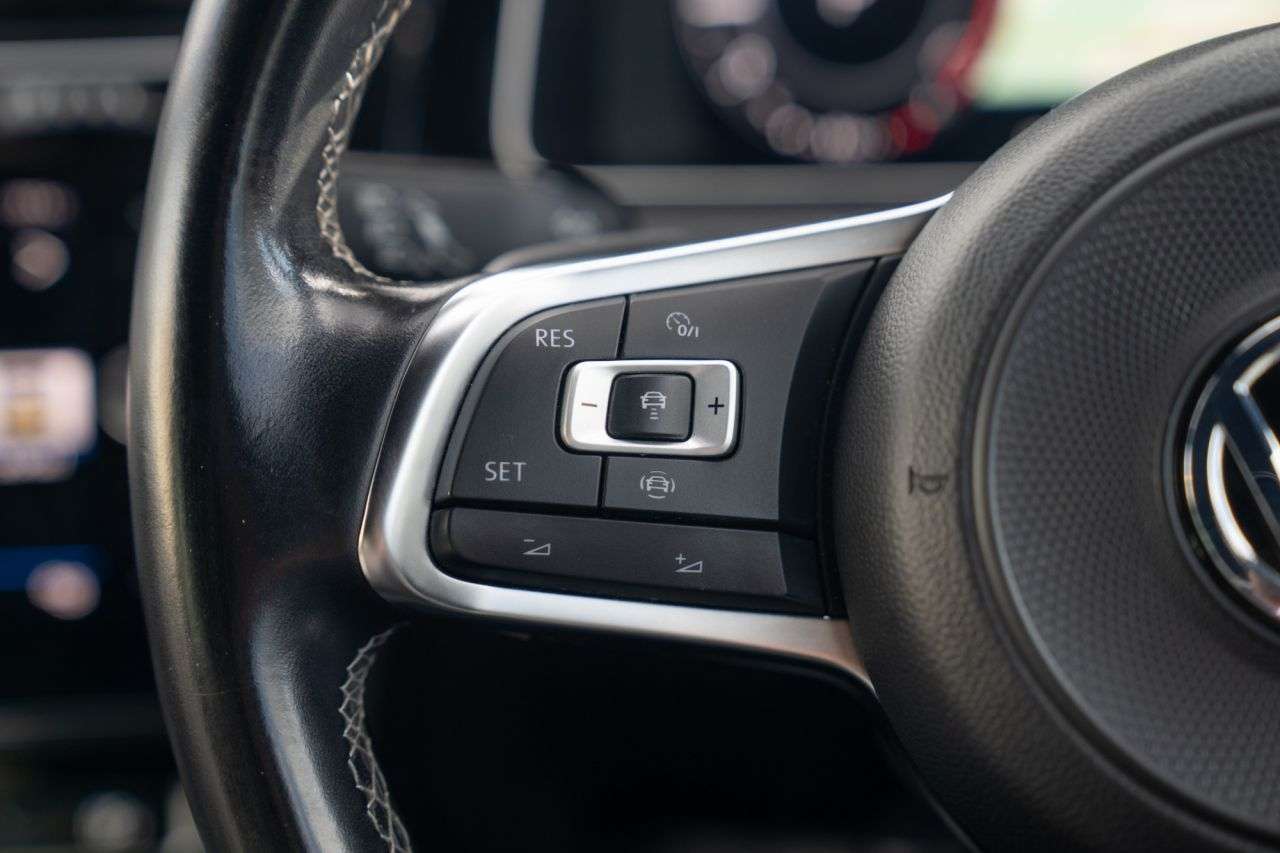 2019 VOLKSWAGEN GOLF 2019 VOLKSWAGEN GOLF