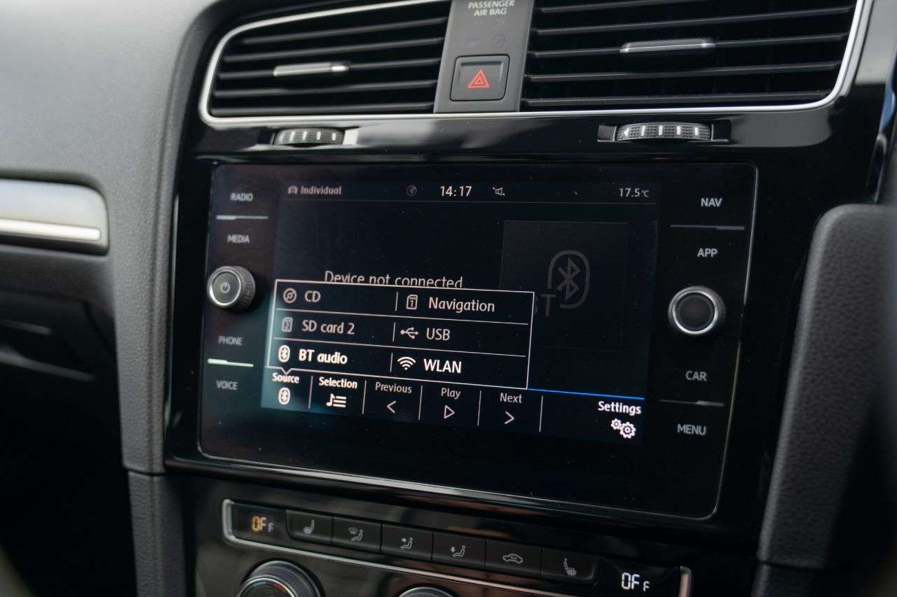 2019 VOLKSWAGEN GOLF 2019 VOLKSWAGEN GOLF