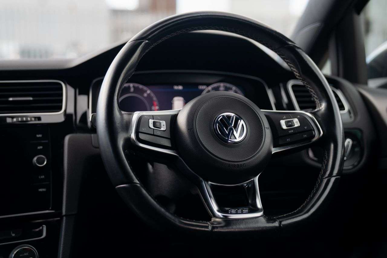 2019 VOLKSWAGEN GOLF 2019 VOLKSWAGEN GOLF
