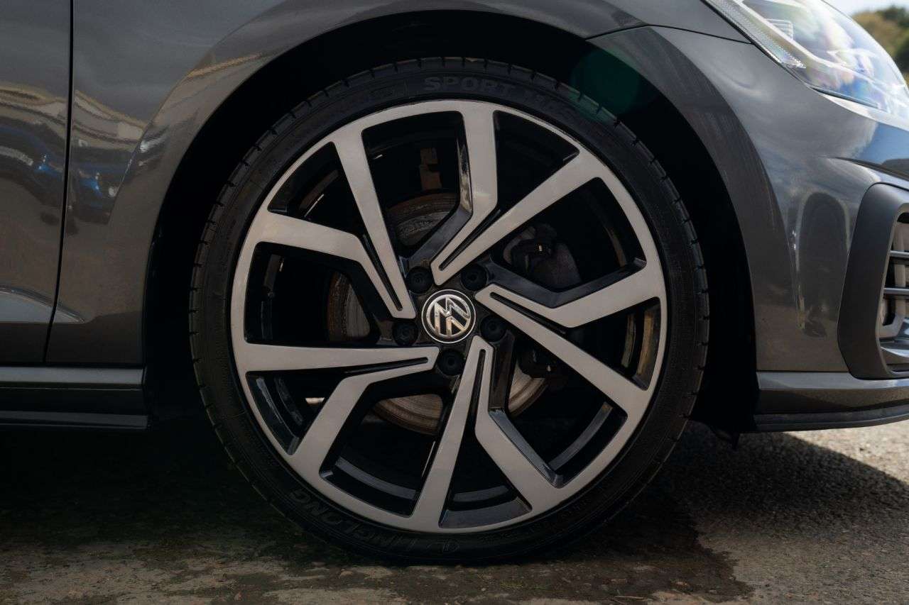2019 VOLKSWAGEN GOLF 2019 VOLKSWAGEN GOLF