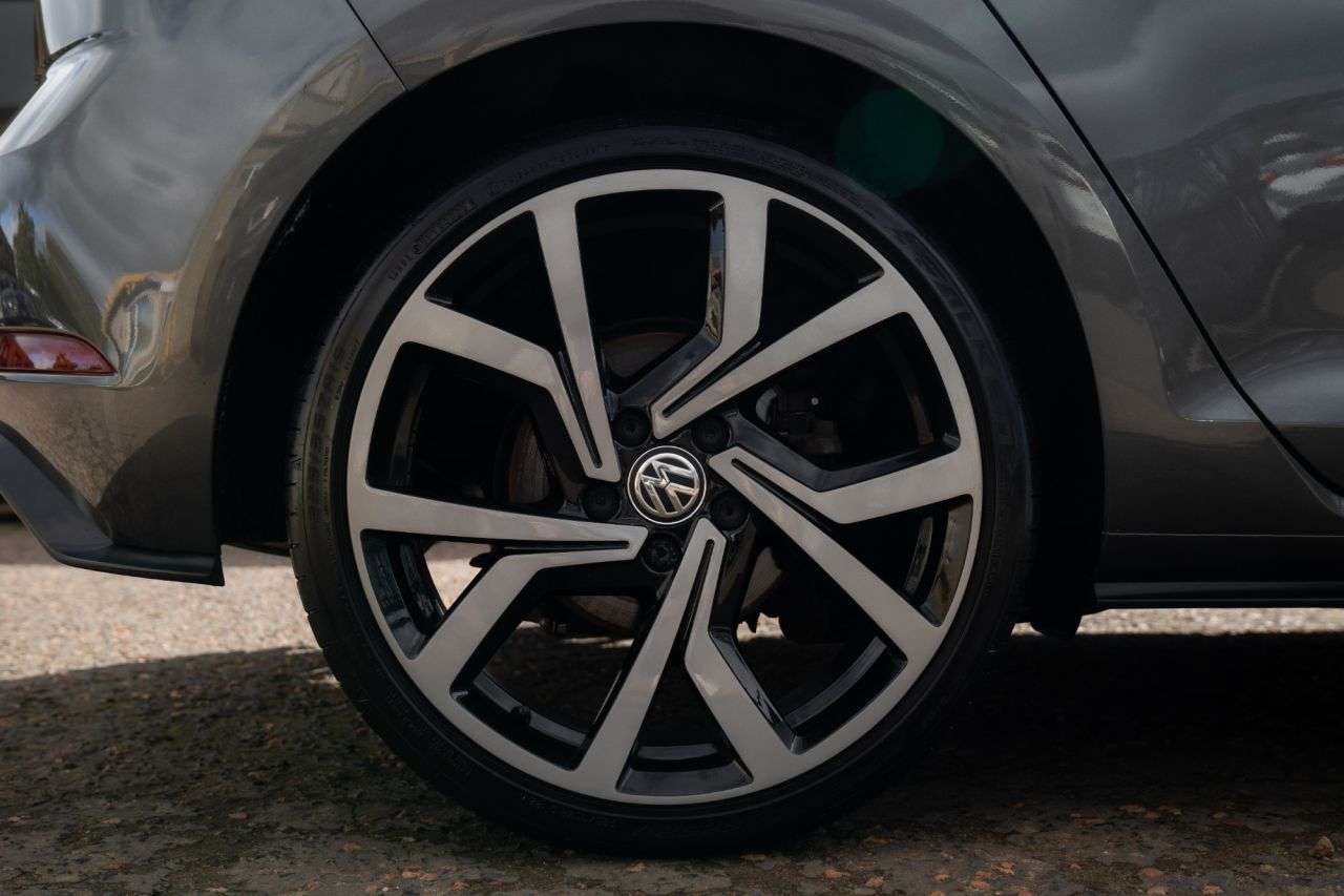 2019 VOLKSWAGEN GOLF 2019 VOLKSWAGEN GOLF