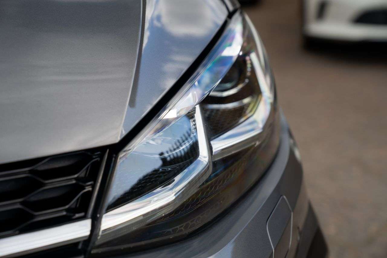 2019 VOLKSWAGEN GOLF 2019 VOLKSWAGEN GOLF