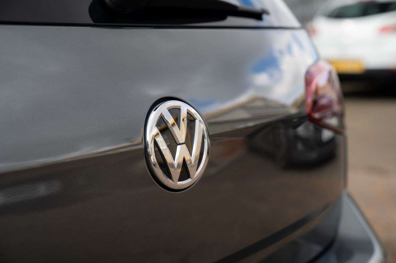 2019 VOLKSWAGEN GOLF 2019 VOLKSWAGEN GOLF