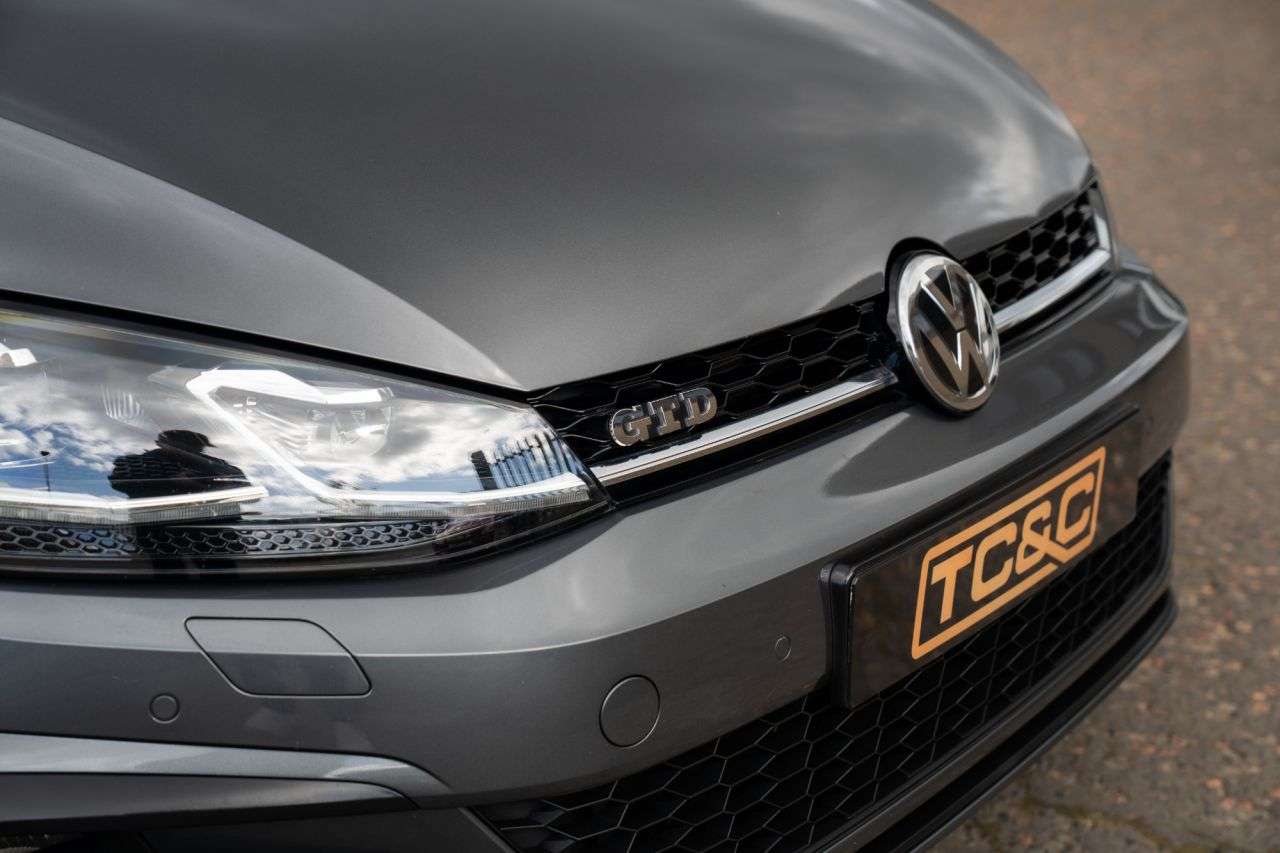 2019 VOLKSWAGEN GOLF 2019 VOLKSWAGEN GOLF