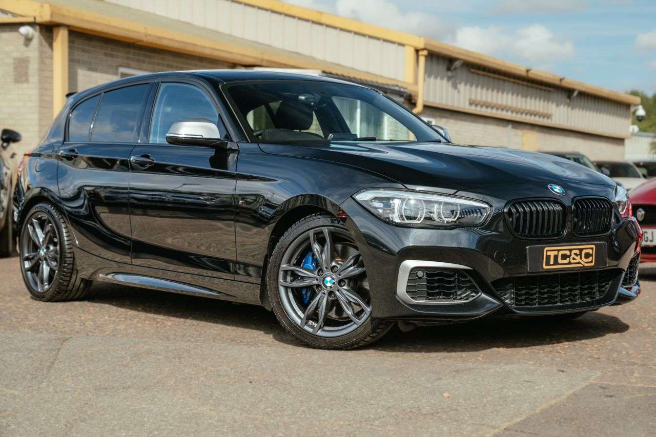 A 2019 BMW 1 SERIES 3.0 M140i GPF Shadow Edition Hatchback 5dr Petrol Auto Euro 6 (s/s) (340 ps A 2019 BMW 1 SERIES 3.0 M140i GPF Shadow Edition Hatchback 5dr Petrol Auto Euro 6 (s/s) (340 ps