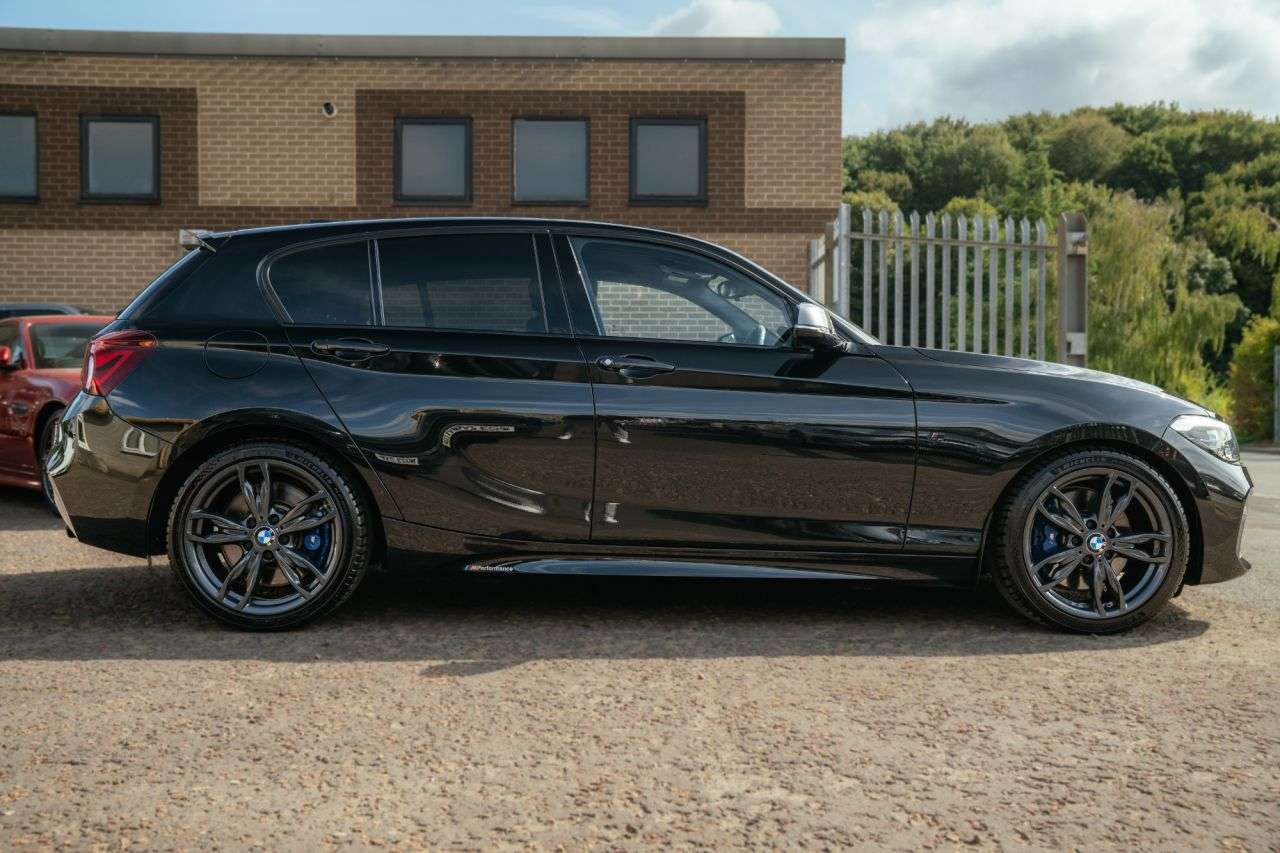 2019 BMW 1 SERIES 2019 BMW 1 SERIES
