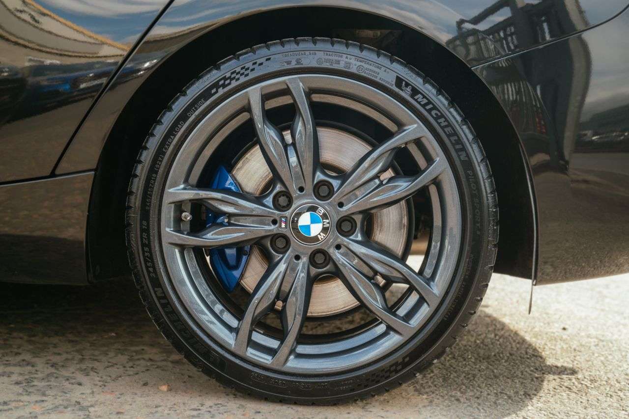 2019 BMW 1 SERIES 2019 BMW 1 SERIES