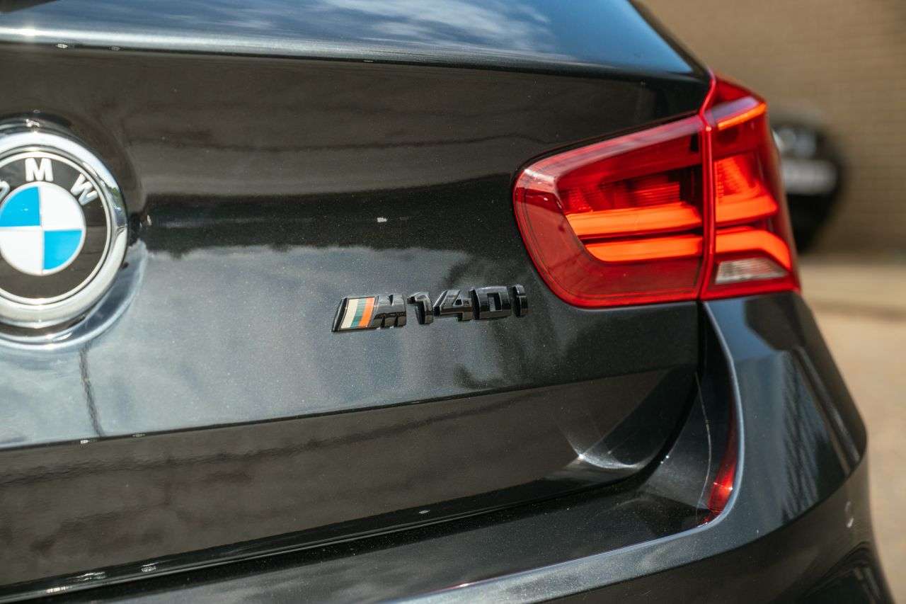 2019 BMW 1 SERIES 2019 BMW 1 SERIES