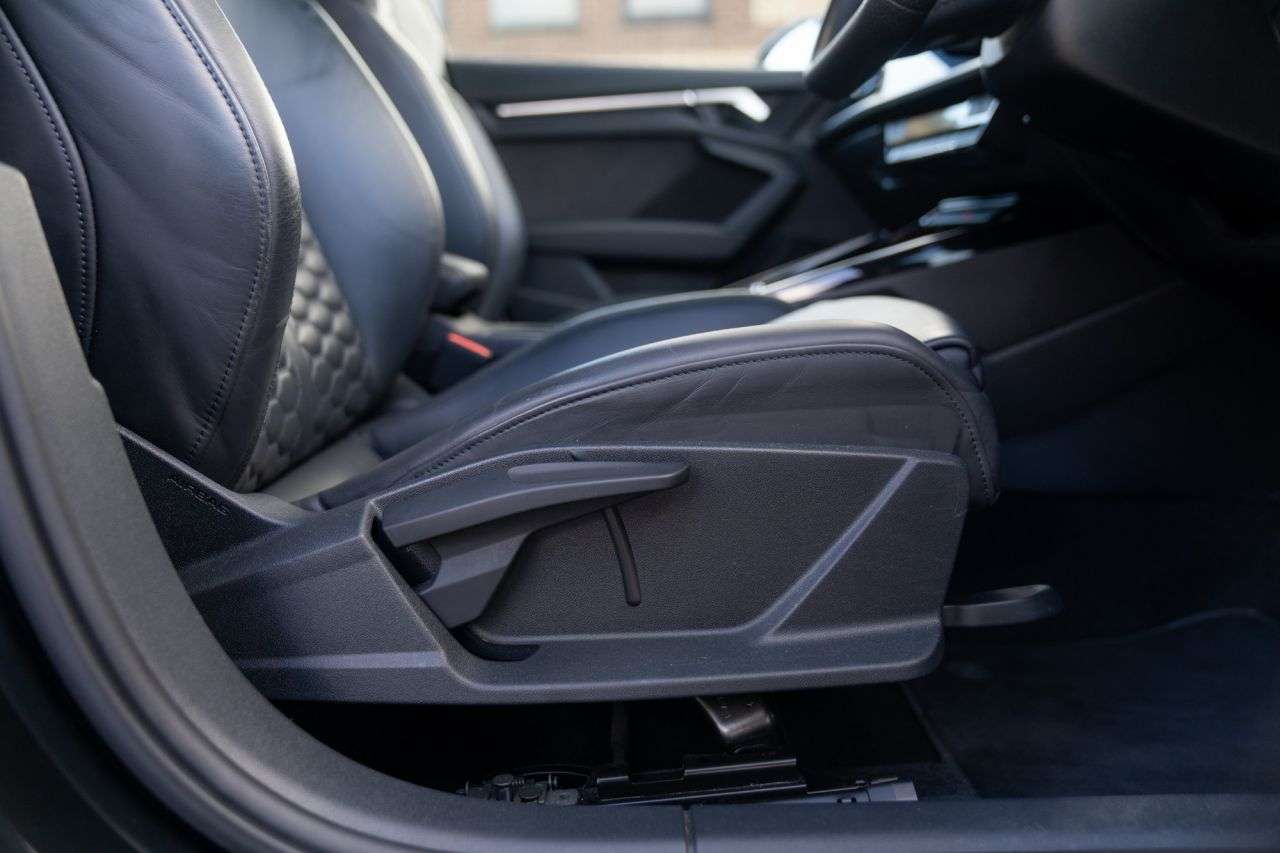 2022 AUDI RS3 2022 AUDI RS3