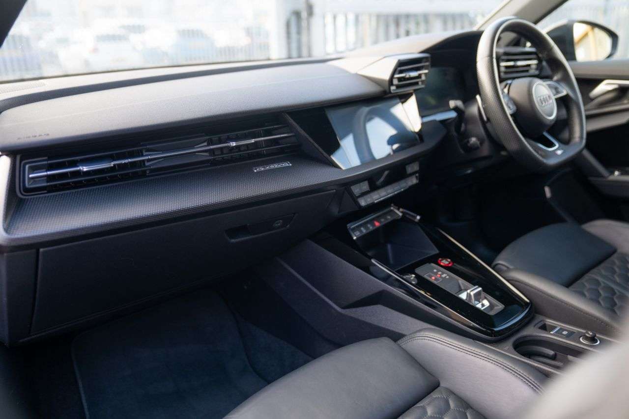 2022 AUDI RS3 2022 AUDI RS3