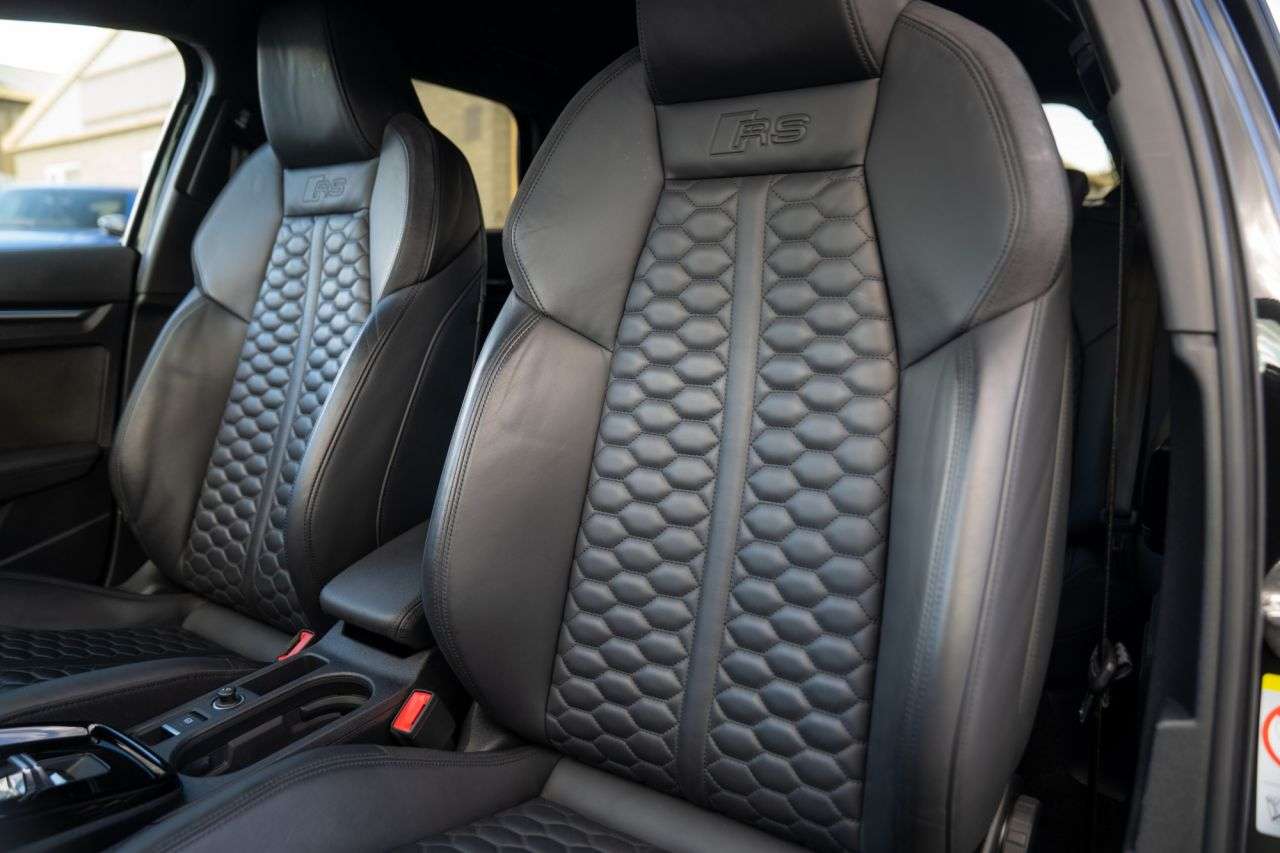 2022 AUDI RS3 2022 AUDI RS3