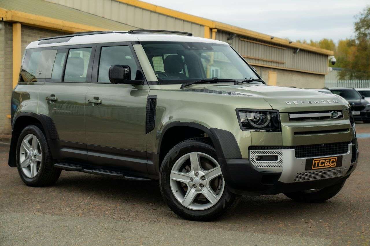 A 2022 LAND ROVER DEFENDER 110 3.0 D250 MHEV SE SUV 5dr Diesel Auto 4WD Euro 6 (s/s) (250 ps) A 2022 LAND ROVER DEFENDER 110 3.0 D250 MHEV SE SUV 5dr Diesel Auto 4WD Euro 6 (s/s) (250 ps)
