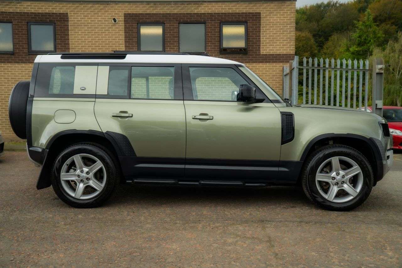 2022 LAND ROVER DEFENDER 110 2022 LAND ROVER DEFENDER 110