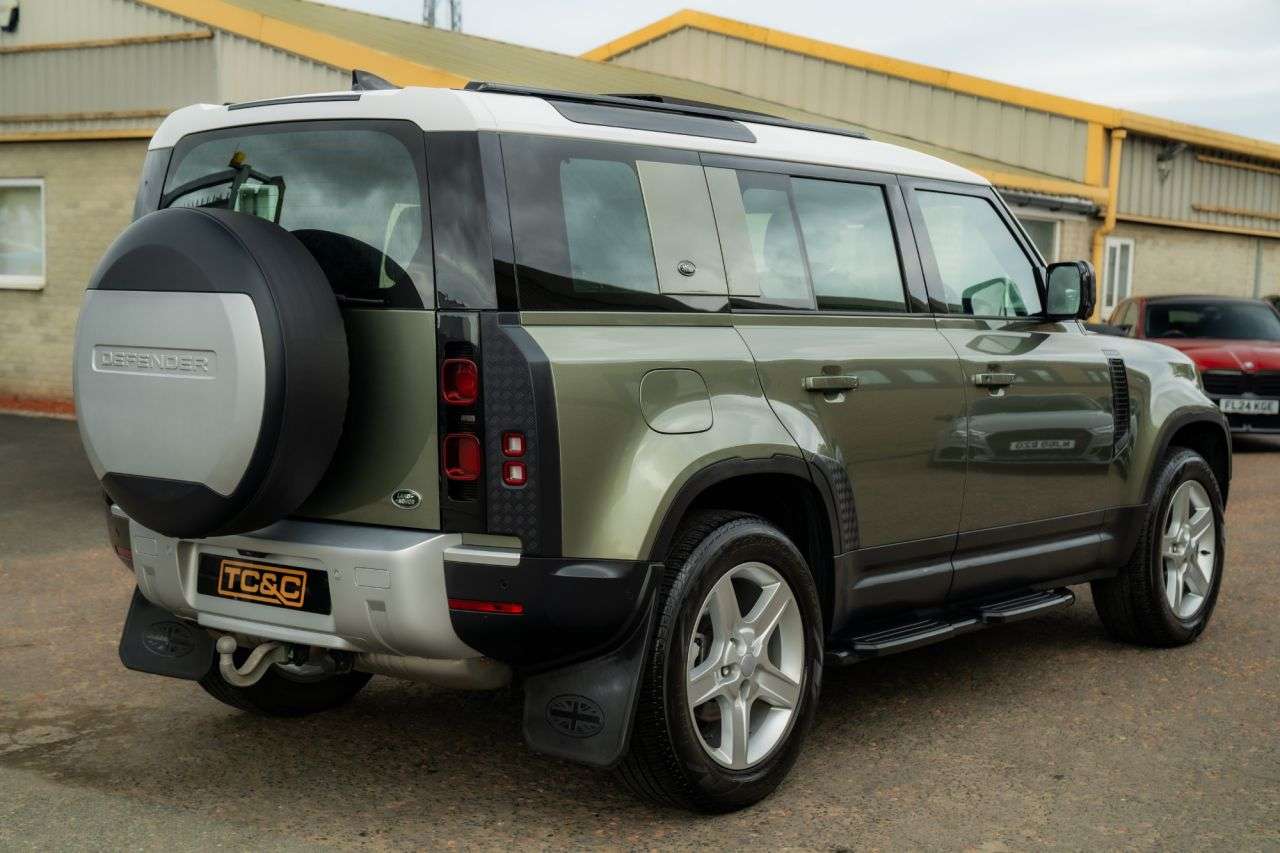 2022 LAND ROVER DEFENDER 110 2022 LAND ROVER DEFENDER 110