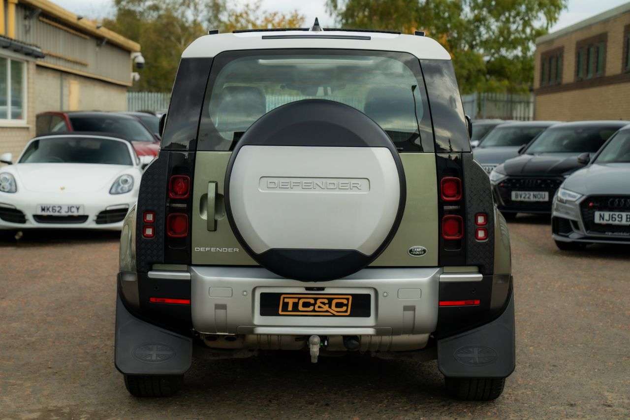2022 LAND ROVER DEFENDER 110 2022 LAND ROVER DEFENDER 110