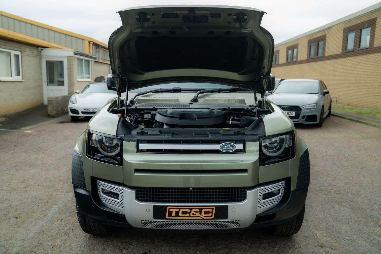 2022 LAND ROVER DEFENDER 110 2022 LAND ROVER DEFENDER 110