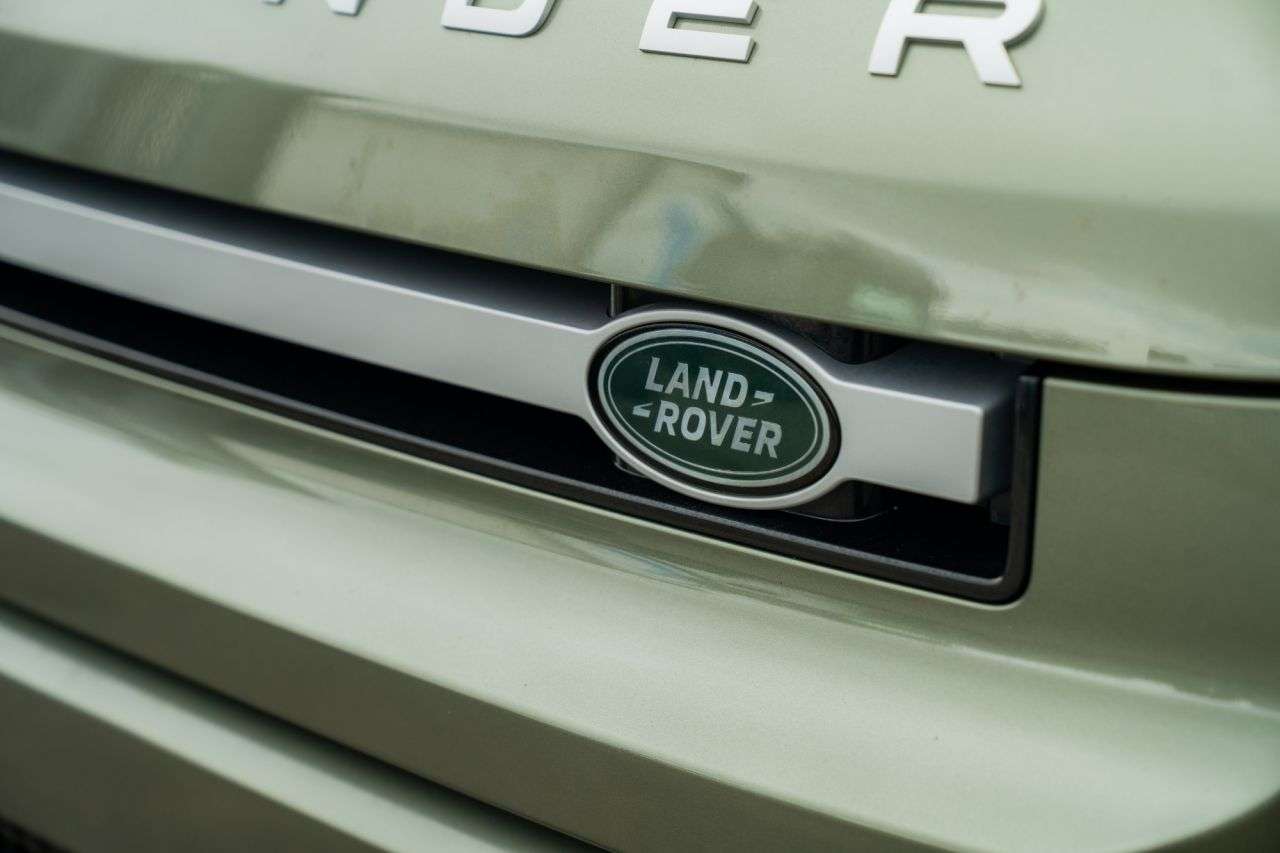 2022 LAND ROVER DEFENDER 110 2022 LAND ROVER DEFENDER 110