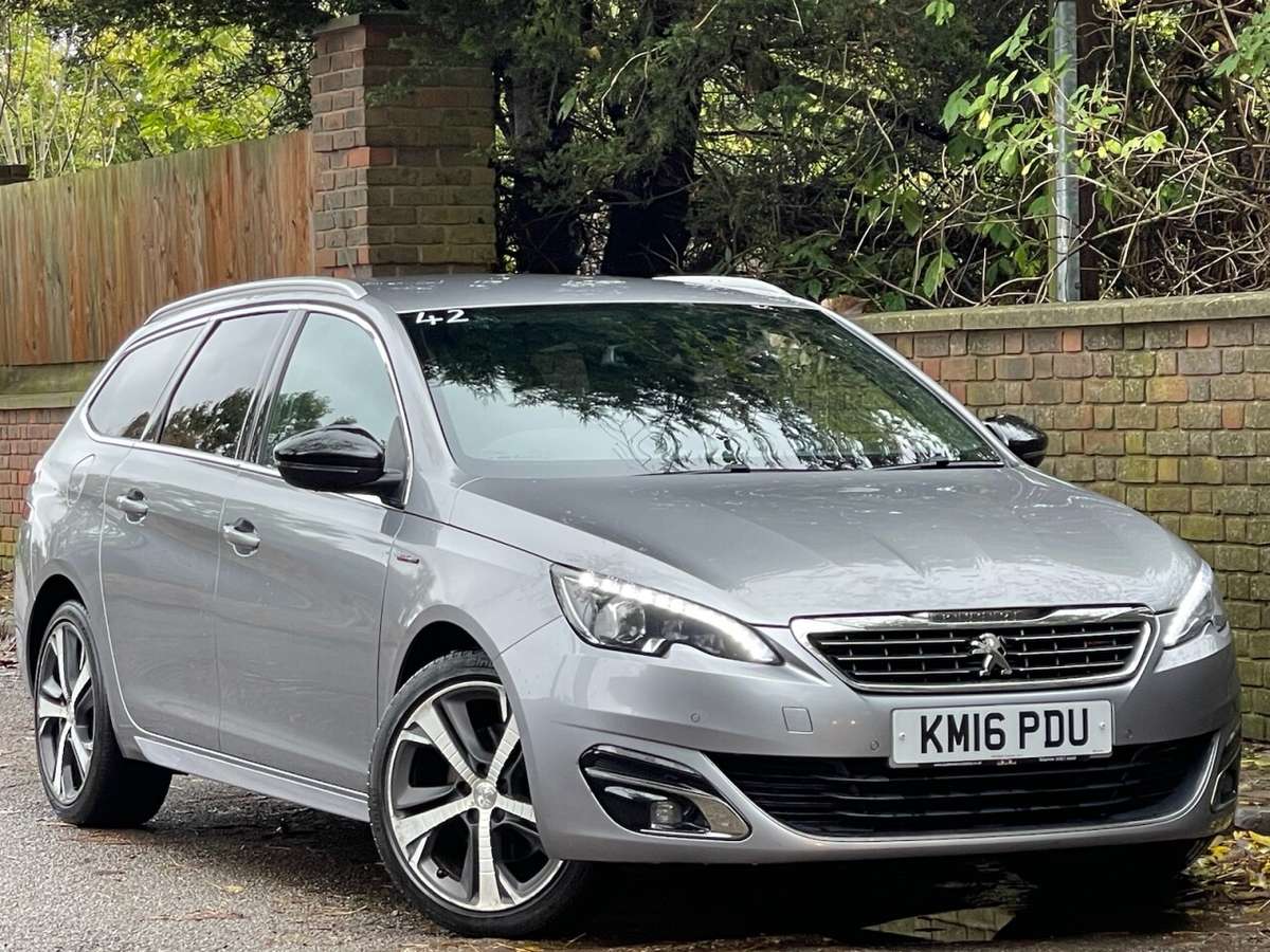 Check out this Peugeot 308 2016 Diesel Manual