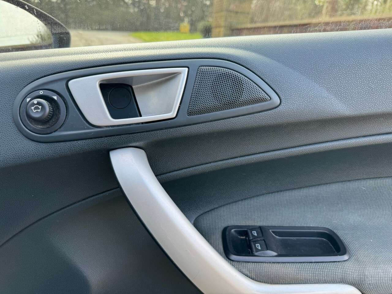 2012 FORD FIESTA 2012 FORD FIESTA